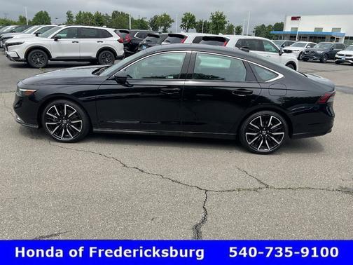 Crystal Black Pearl 2026 Honda Accord Hybrid