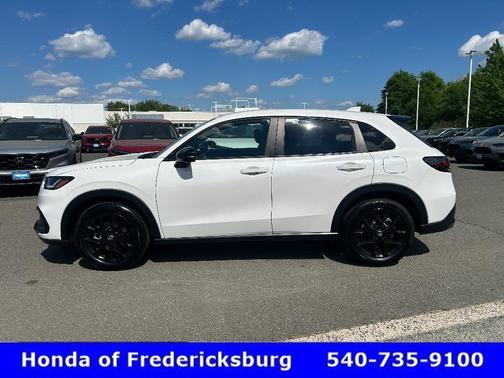 Platinum White Pearl 2025 Honda HR-V