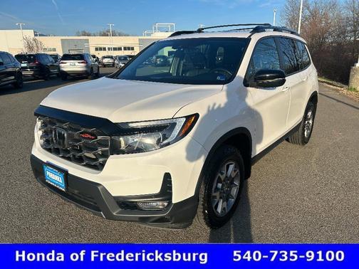 Platinum White Pearl 2023 Honda Passport