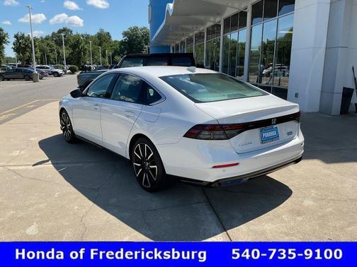 Platinum White Pearl 2026 Honda Accord Hybrid