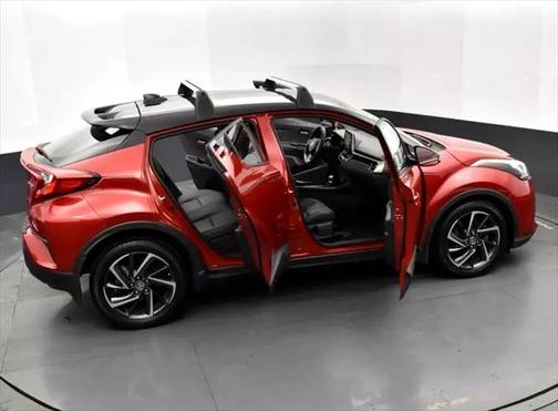 2022 Toyota C-HR Limited