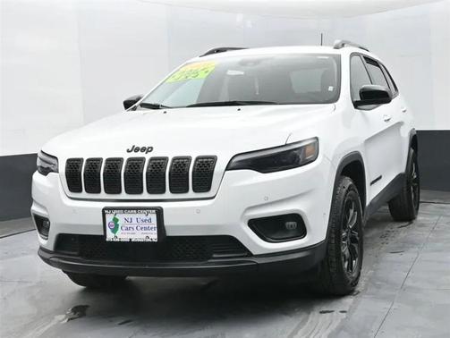 2023 Jeep Cherokee Latitude Lux