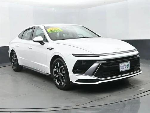 2025 Hyundai SONATA SEL