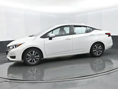 2024 Nissan Versa 1.6 SV