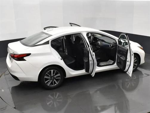 2024 Nissan Versa 1.6 SV