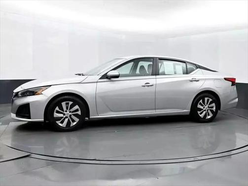 2023 Nissan Altima S FWD