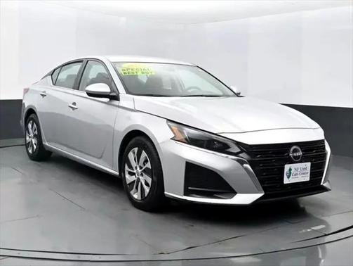 2023 Nissan Altima S FWD