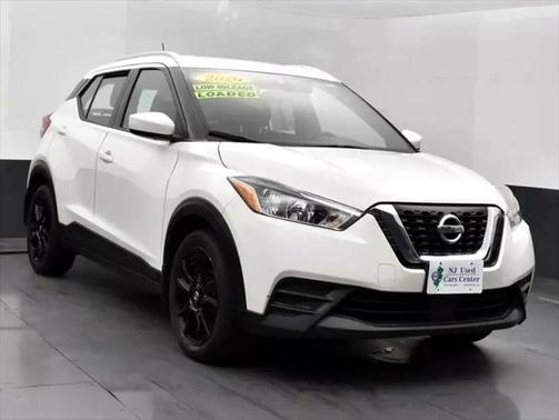 2020 Nissan Kicks SV