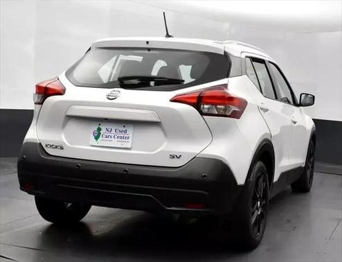 2020 Nissan Kicks SV