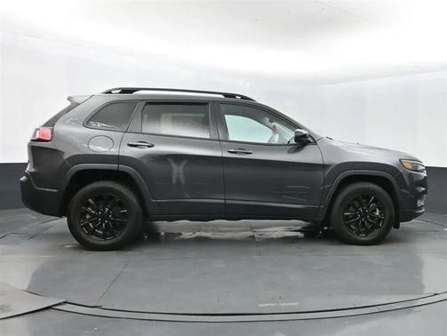 2023 Jeep Cherokee Latitude Lux