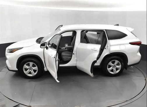 2023 Toyota Highlander Others