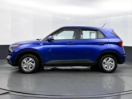 2024 Hyundai VENUE SE