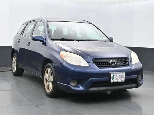 2005 Toyota Matrix Base