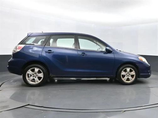 2005 Toyota Matrix Base