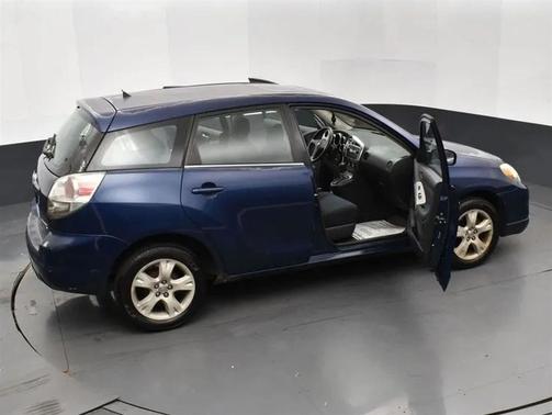 2005 Toyota Matrix Base