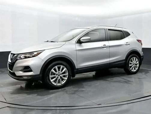 2022 Nissan Rogue Sport SV