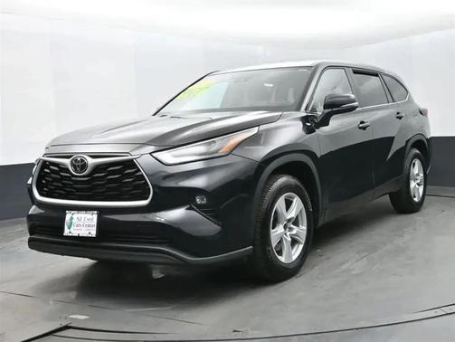 2025 Toyota Highlander XLE