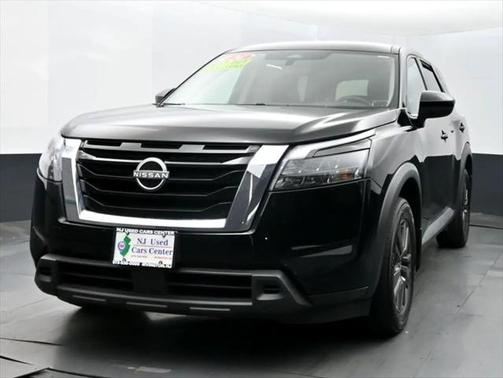 2024 Nissan Pathfinder S 4WD