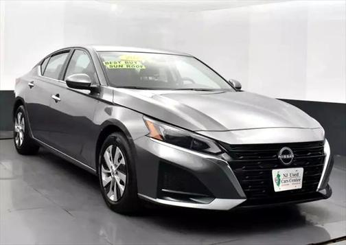 2023 Nissan Altima S FWD