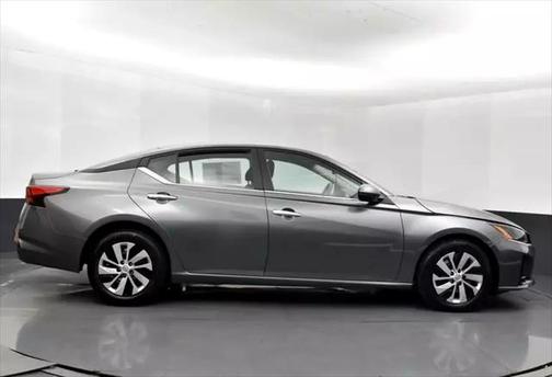 2023 Nissan Altima S FWD