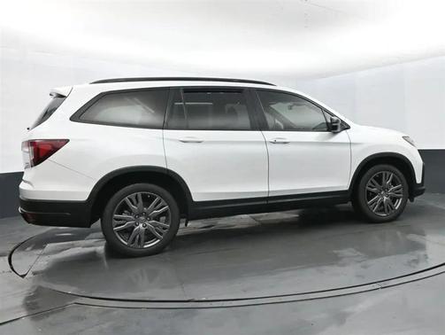 2022 Honda Pilot 2WD Sport
