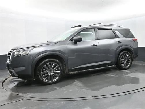 2022 Nissan Pathfinder SL 4WD