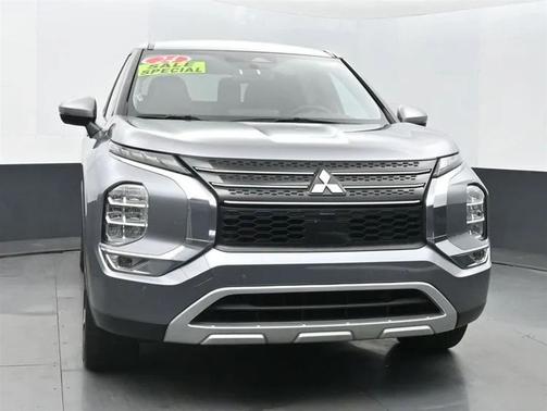 2024 Mitsubishi Outlander Black Edition