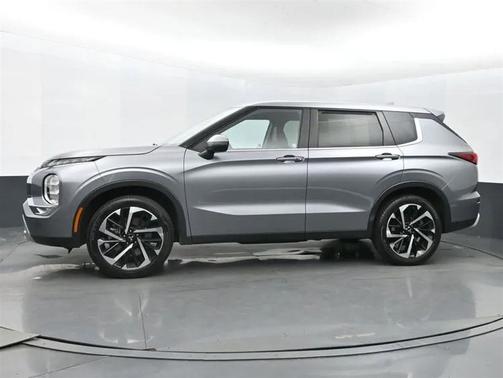 2024 Mitsubishi Outlander Black Edition