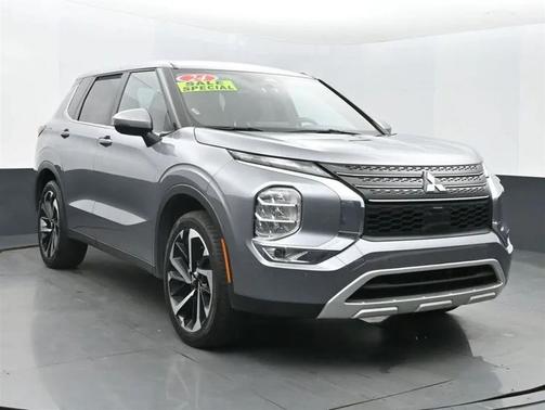 2024 Mitsubishi Outlander Black Edition