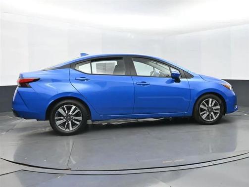 2023 Nissan Versa 1.6 SV