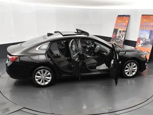 2022 Chevrolet Malibu FWD LT