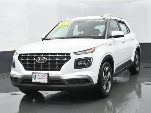 2025 Hyundai VENUE SEL