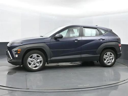 2024 Hyundai KONA SE