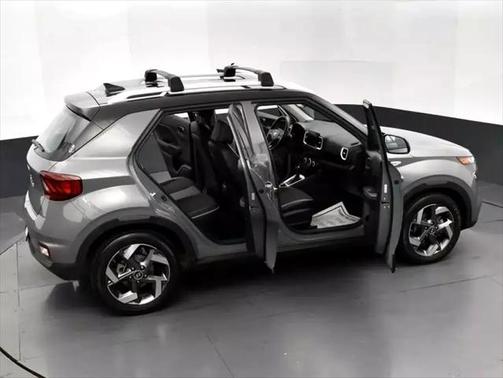 2022 Hyundai VENUE Limited