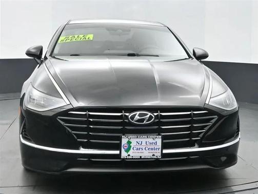 2022 Hyundai SONATA SE