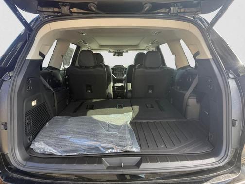 2025 Subaru Ascent Touring