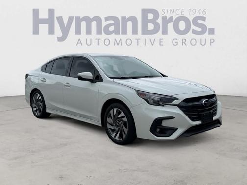 Crystal White Pearl 2024 Subaru Legacy