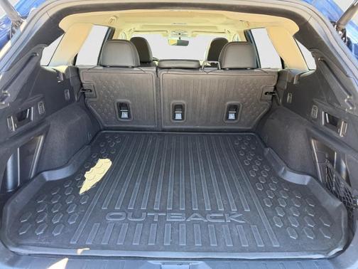 Abyss Blue Pearl 2020 Subaru Outback Onyx Edition XT