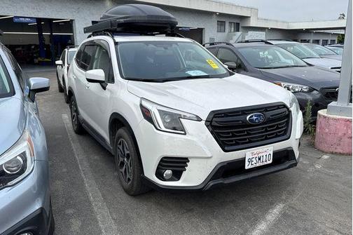 2023 Subaru Forester Premium