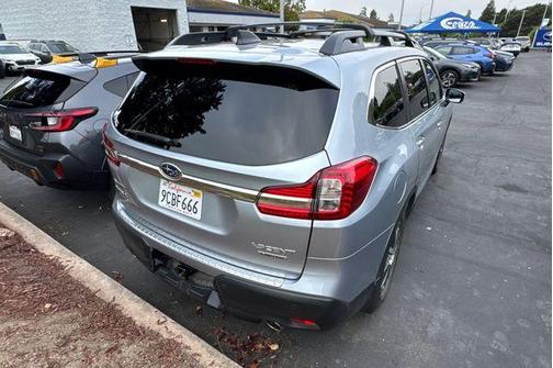2022 Subaru Ascent Limited 7-Passenger