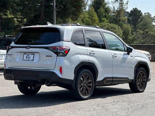 2025 Subaru Forester Hybrid Sport