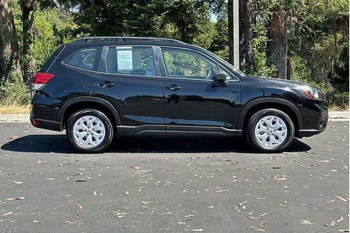 2019 Subaru Forester Base (CVT)