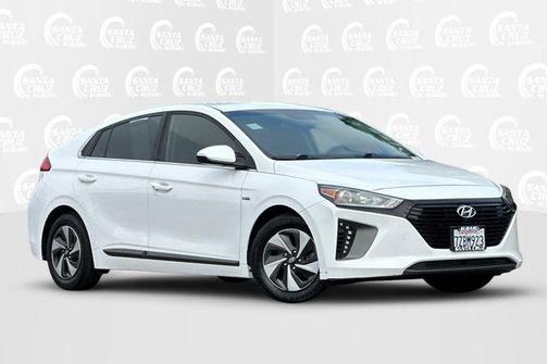 2017 Hyundai IONIQ Hybrid SEL
