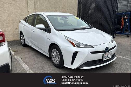 2022 Toyota Prius LE