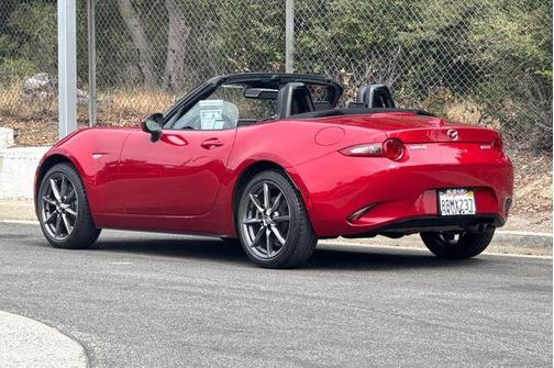 2016 Mazda MX-5 Miata Grand Touring