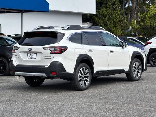 2025 Subaru Outback Touring XT