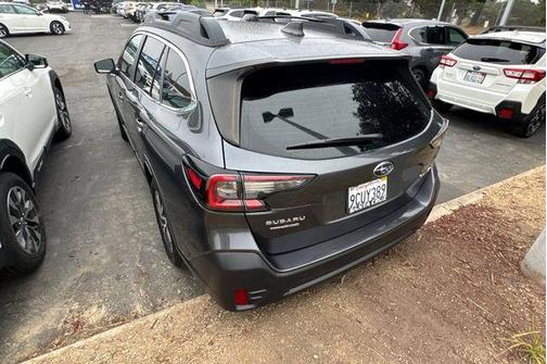 2022 Subaru Outback Base (CVT)
