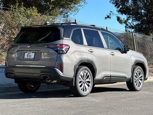 2025 Subaru Forester Hybrid Touring