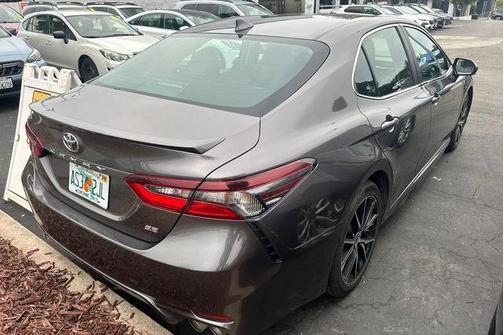 2023 Toyota Camry SE