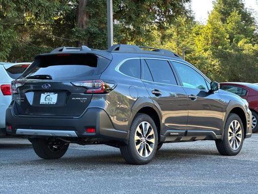 2025 Subaru Outback Limited XT